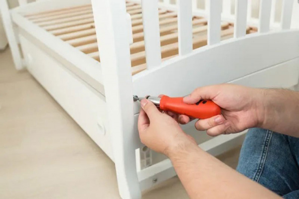 desarmar muebles usados